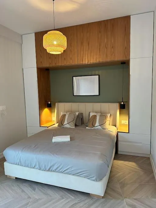 סרנדה Vanessa Apartment