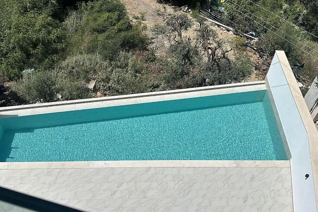סרנדה Vanessa Apartment